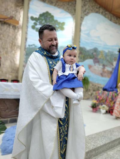 Encerramento das Novenas de Nossa Senhora Aparecida reúne centenas de devotos em Laranjeiras do Sul
